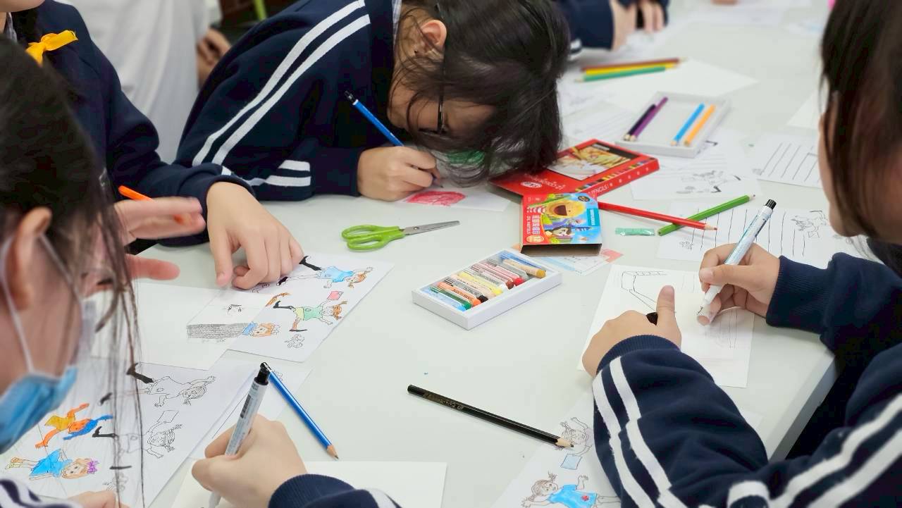 LINE_ALBUM_pipi_251110_447